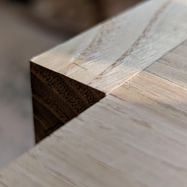 kleine marge aangehouden voor afwerking tafelblad kleine marge aangehouden voor afwerking tafelblad