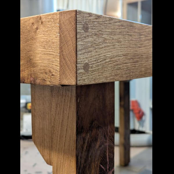 Eiken en Robinia houten whiskytafel