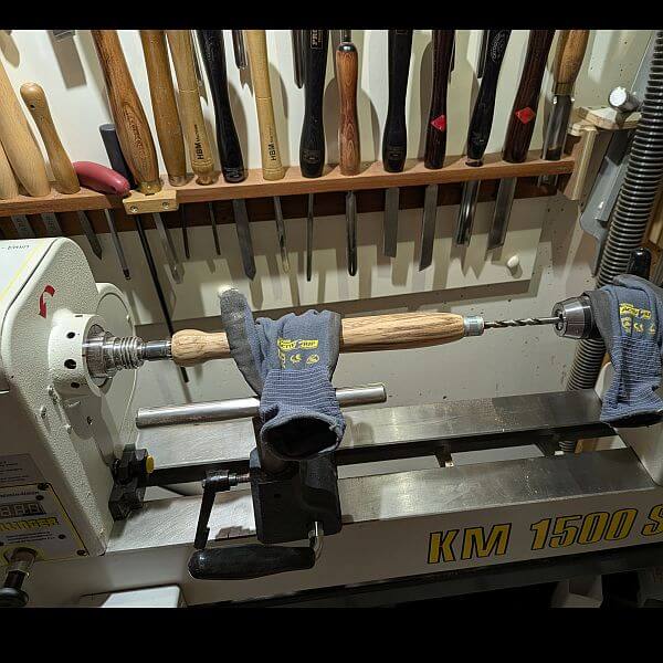 proberen op draaibank gat voor gereedschapstaal te boren